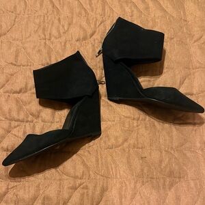 Forever 21 Black Wedge Heels